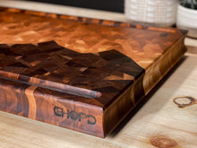 Heirloom Edition - Rocky Mountain End Grain Cutting Board (21.75" x 13.5" x 1.75") Variant #1