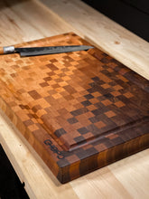 Pixelated Ombre End Grain Cutting Board (21 x 13.5 x 1.5)